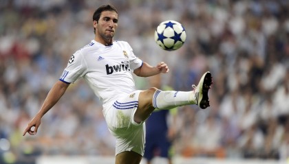 开云体育登陆入口-经典战役再现：那些令人热血沸腾的瞬间合集，经典战役再现_那些令人热血沸腾的瞬间合集在线观看